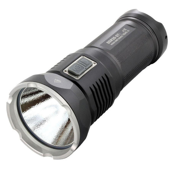 Lampe torche LED puissante NITEYE Jetbeam 3M PRO - 1100 lumens